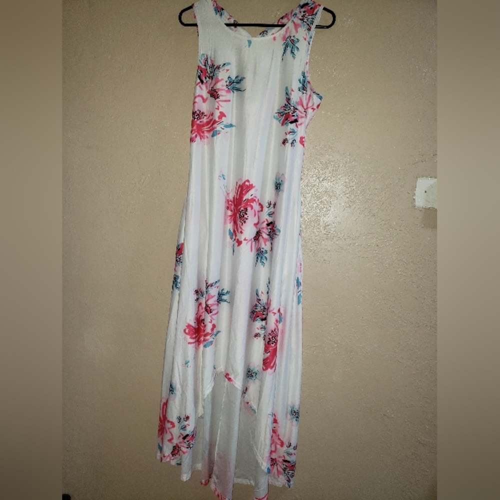 Floral White Maxi Dress With Pockets